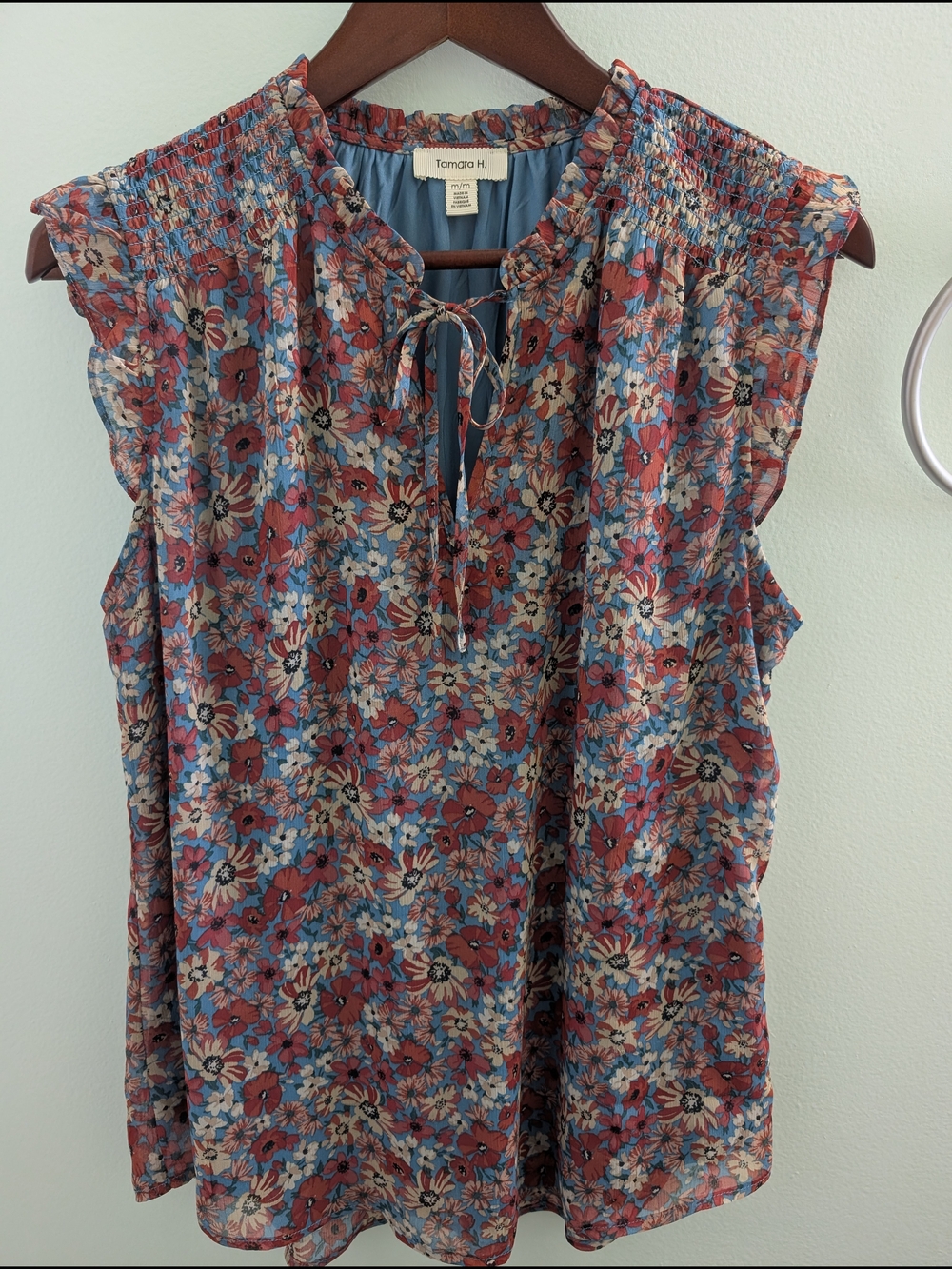 Tamara H Floral Tie-Neck Sleeveless Camisole in Red and Blue